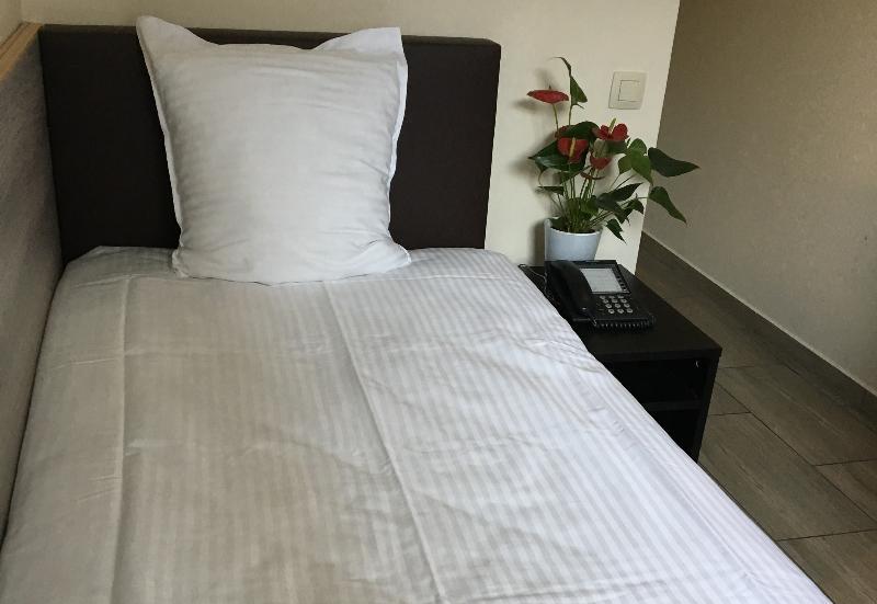 Slina Hotel Brussels Sint-Jans-Molenbeek Zewnętrze zdjęcie