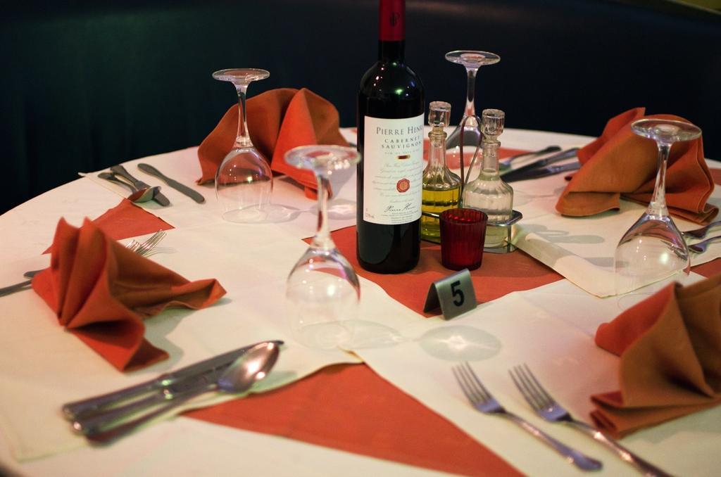 Slina Hotel Brussels Sint-Jans-Molenbeek Zewnętrze zdjęcie